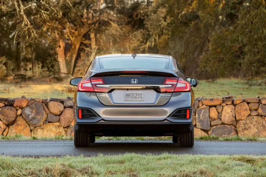  Honda Clarity Plug-In Hybrid 2017 года  (NA) (фото 37 из 84)